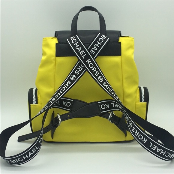 MICHAEL KORS ABBEY MD CARGO BACKPACK BRT YELLOW - Picture 6 of 8